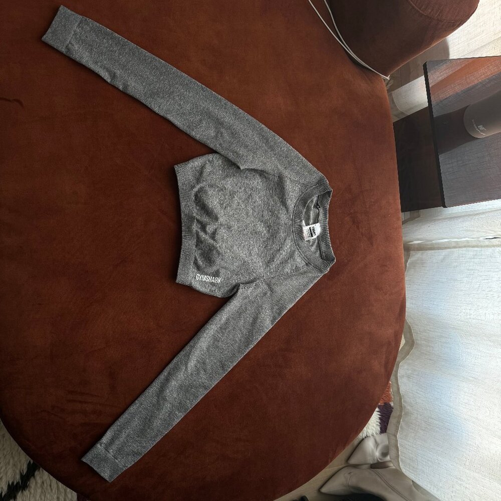 Gray GymShark Long sleeve Seamless Crop Top in Size Small